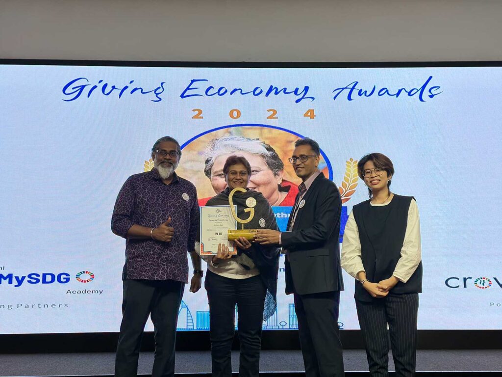 Aeronero's Founder Durga Das Honored with SDG award at the Giving Economy Forum